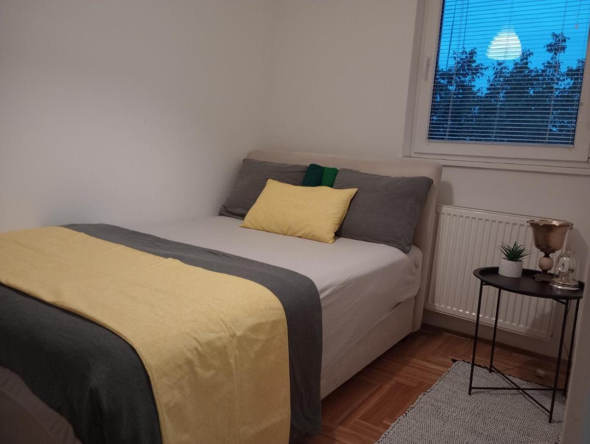 Appartamento Stan U Krnjaci Belgrado Esterno foto